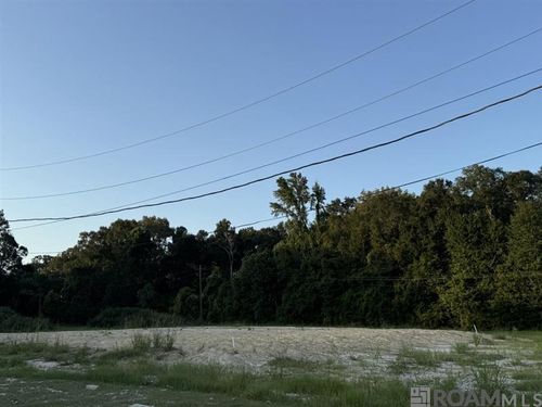 9801 Hooper Rd, Baton Rouge, LA, 70818-4604 | Card Image