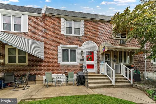 1139 Tremont Dr, GLENOLDEN, PA, 19036-1522 | Card Image