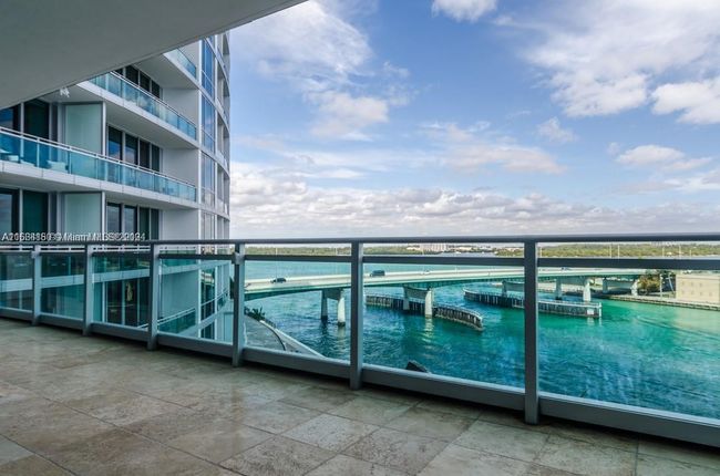 406 - 10295 Collins Ave, Condo with 2 bedrooms, 2 bathrooms and null parking in Bal Harbour FL | Image 6