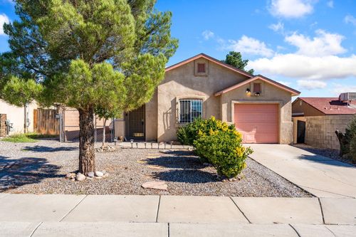 7301 Seven Falls Ct Sw, Albuquerque, NM, 87121-3562 | Card Image
