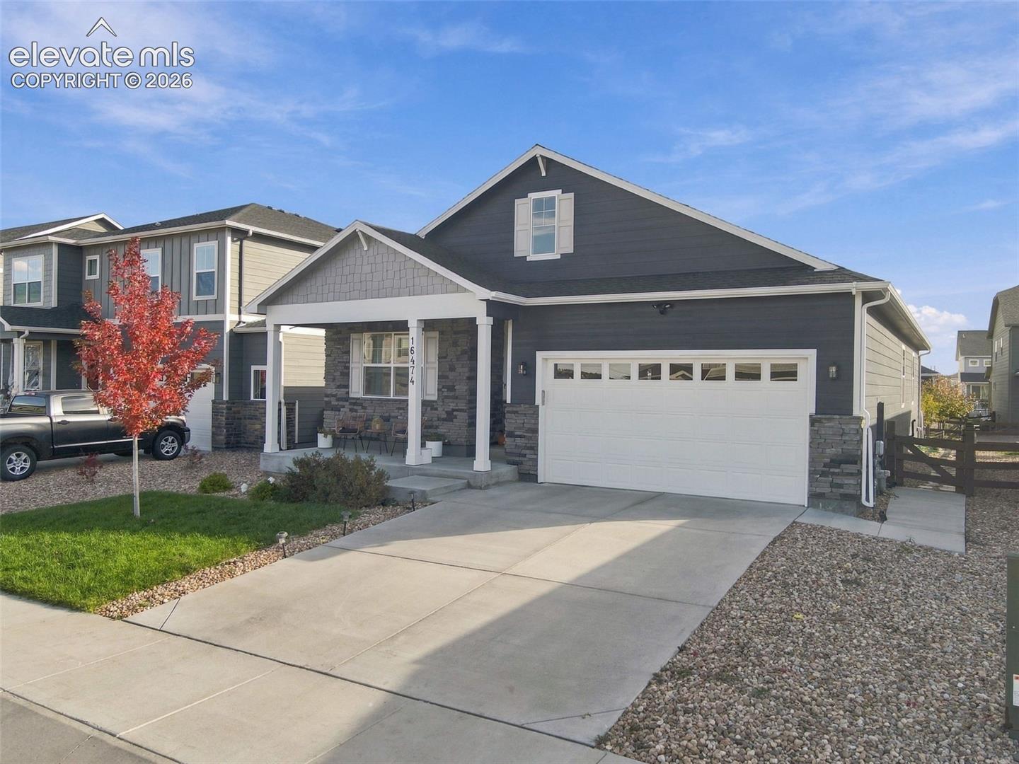 Residential in Monument 4