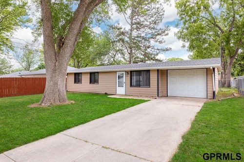 1921 Donald Street, Lincoln, NE, 68505 | Card Image