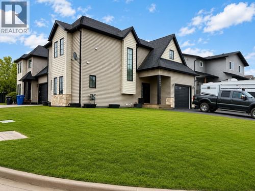 8803 113 Avenue, Fort St John, BC, V1J0E2 | Card Image