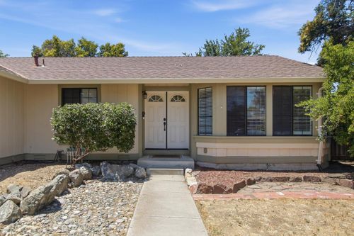 201 Hickory Ct, Brentwood, CA, 94513-1902 | Card Image