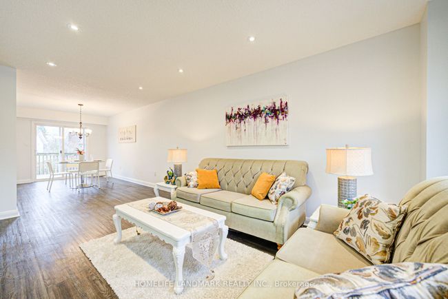 489 Lancelot Cres, House attached with 4 bedrooms, 2 bathrooms and 3 parking in Oshawa ON | Image 5