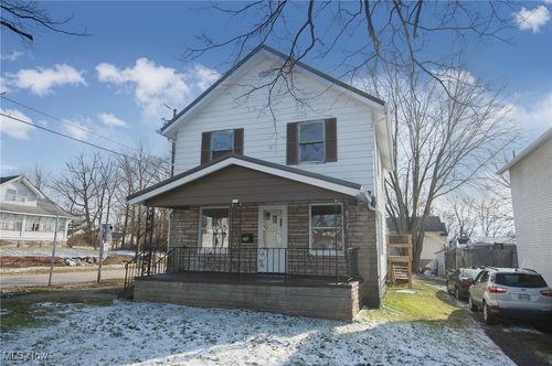 349 Forsythe Ave, Girard, OH, 44420-2265 | Card Image