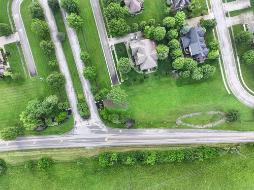 101 Royal Oak Dr, Winchester, KY, 40391-8526 | Card Image