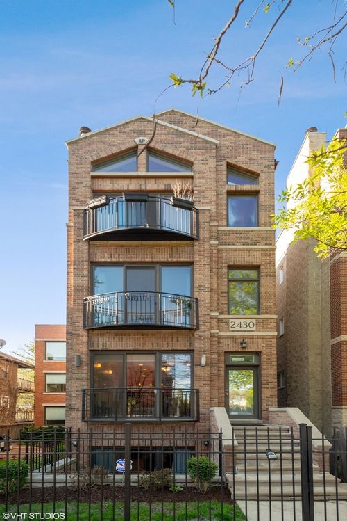 1-2430 W Iowa St, Chicago, IL, 60622-4607 | Card Image