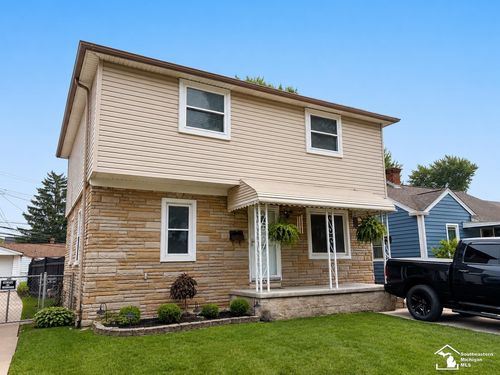 1099 Cora St, Wyandotte, MI, 48192-2805 | Card Image