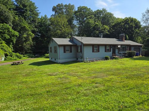 179 Spring St, Windsor Locks, CT, 06096-1731 | Card Image