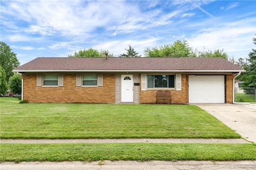 2004 Redstone Dr, Fairborn, OH, 45324-2525 | Card Image