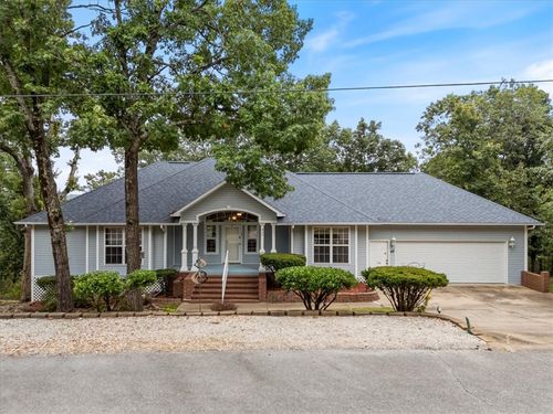 42 Indian Wells Dr, Holiday Island, AR, 72631-5311 | Card Image