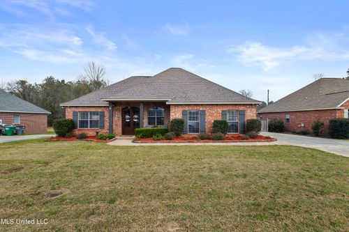 32 Sunline Dr, Petal, MS, 39465-9030 | Card Image