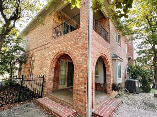 1814 Inisheer Ct, Indianapolis, IN, 46217-5430 | Card Image