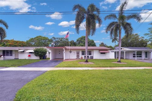 2011 N 31st Ave, Hollywood, FL, 33021-4407 | Card Image
