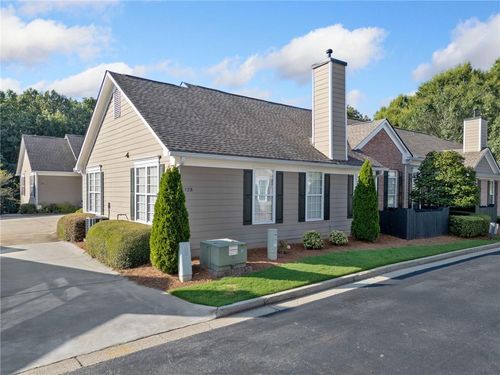128 Camry Cir, Dallas, GA, 30157-4216 | Card Image