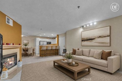 311-5837 Oak Bend Ln, Oak Park, CA, 91377-5649 | Card Image