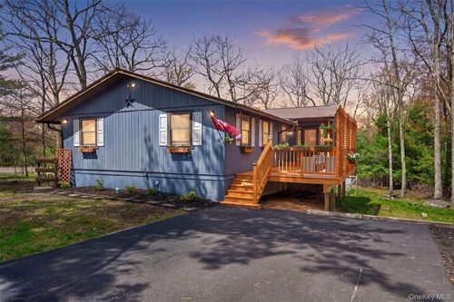4 Picadilly Ct, Rock Hill, NY, 12775-6436 | Card Image