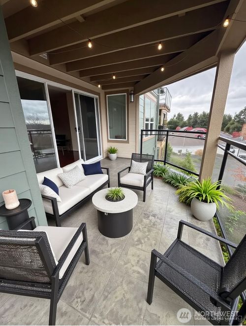 unit-c202-3008 N Narrows Dr, Tacoma, WA, 98407-1553 | Card Image