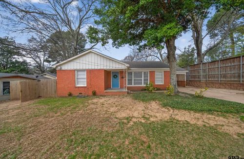 2417 S Kennedy Ave, Tyler, TX, 75701-5245 | Card Image