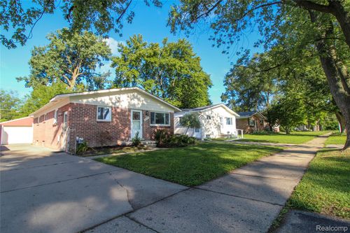 19169 Inkster Rd, Livonia, MI, 48152-2517 | Card Image