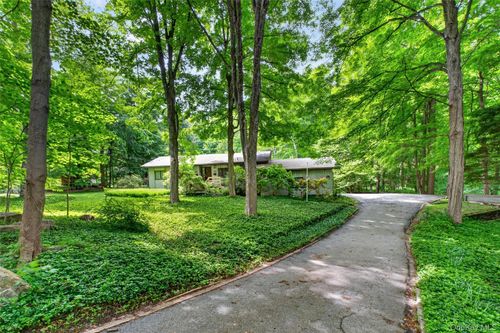 360 Hawley Rd, North Salem, NY, 10560-2600 | Card Image