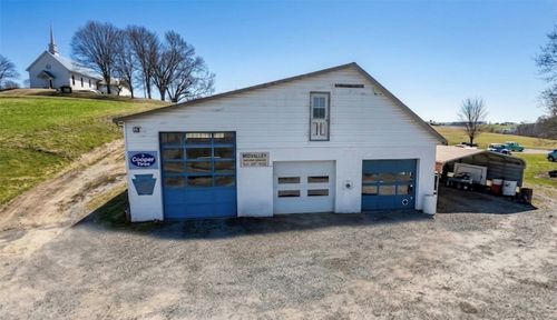 676 Claypoole Rd, Worthington, PA, 16262-3806 | Card Image