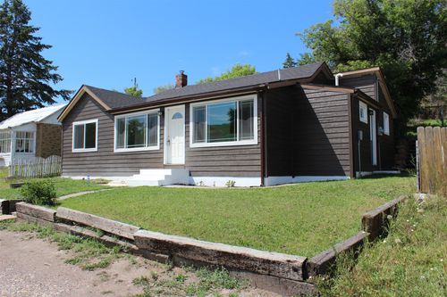 40 Crane Ave, Stockett, MT, 59480-8504 | Card Image