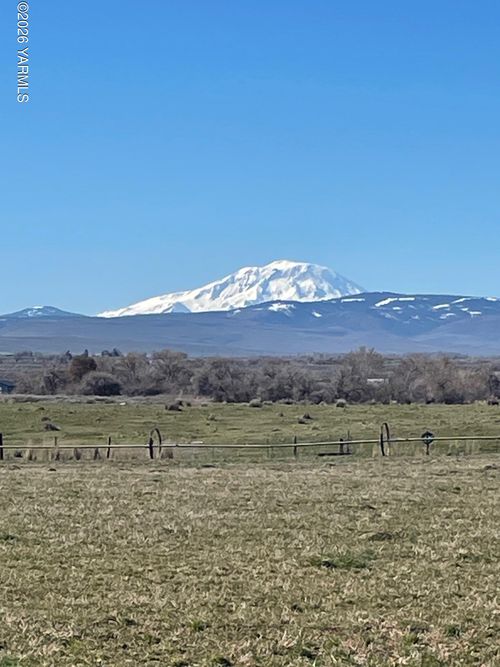 520 Sunray Rd, Harrah, WA, 98933 | Card Image