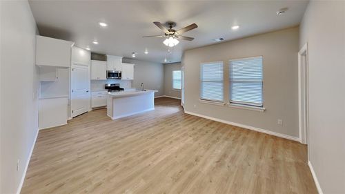 7036 Labelle Dr, Warr Acres, OK, 73132-4503 | Card Image
