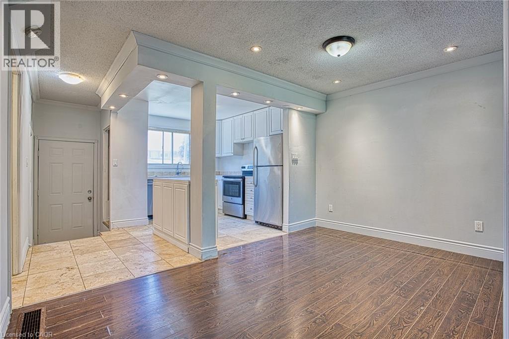 Residential in Hamilton 4