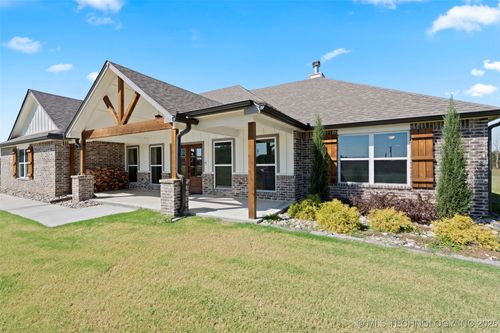 11890 S 4050 Rd, Oologah, OK, 74053-4298 | Card Image