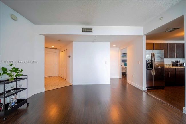 APT-2201 - 1250 S Miami Ave, Condo with 2 bedrooms, 2 bathrooms and null parking in Miami FL | Image 9