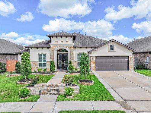 829 Sage Way Ln, Friendswood, TX, 77546-1529 | Card Image