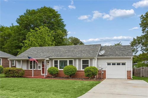 230 Twilley St, Norfolk, VA, 23503-4926 | Card Image