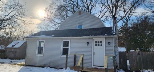192 Cypress Dr, Mastic Beach, NY, 11951-2915 | Card Image