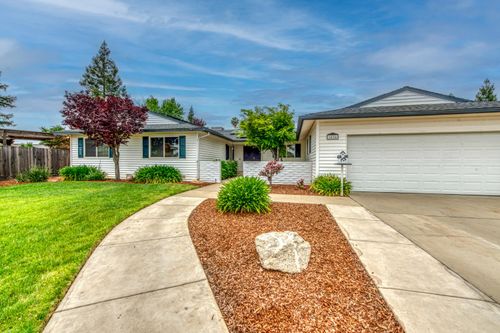 1524 Burl Avenue, Clovis, CA, 93611 | Card Image