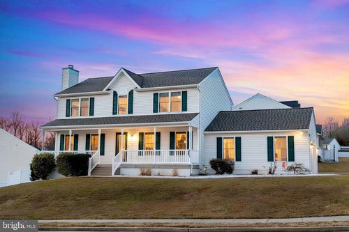 6100 Sunny Meadows Dr, FREDERICKSBURG, VA, 22407-5086 | Card Image