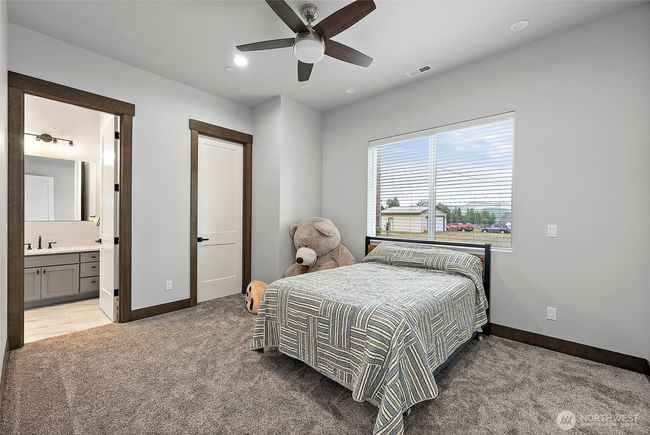 15701 264 Th St E, House other with 4 bedrooms, 3 bathrooms and 12 parking in Graham WA | Image 20