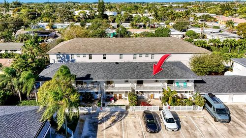 326 W Pine St, Lantana, FL, 33462-3196 | Card Image