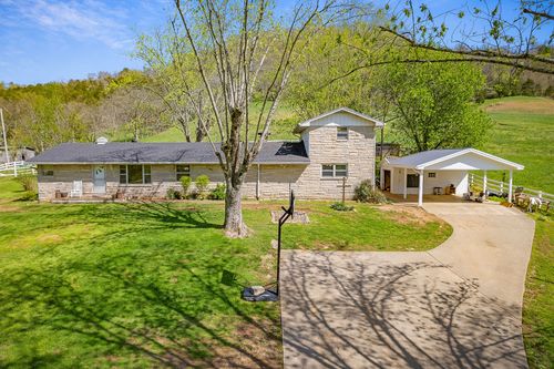 538 Pleasant Shade Hwy, Pleasant Shade, TN, 37145-3201 | Card Image