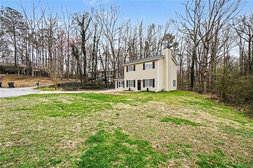 430 Pilgrim Ln, Powder Springs, GA, 30127-6525 | Card Image