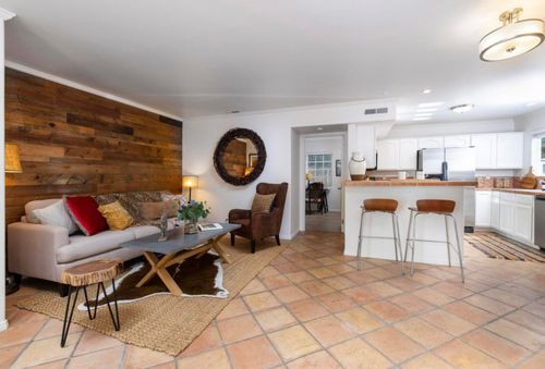 d-1121 San Andres Street, Santa Barbara, CA, 93101 | Card Image