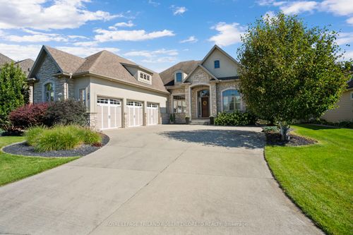 {{alt}} | Card Image