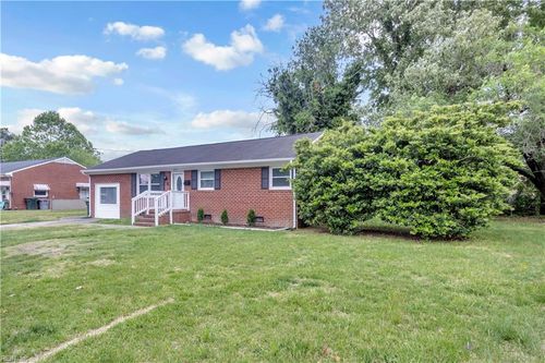 242 Bannon Ct, Hampton, VA, 23666-3707 | Card Image