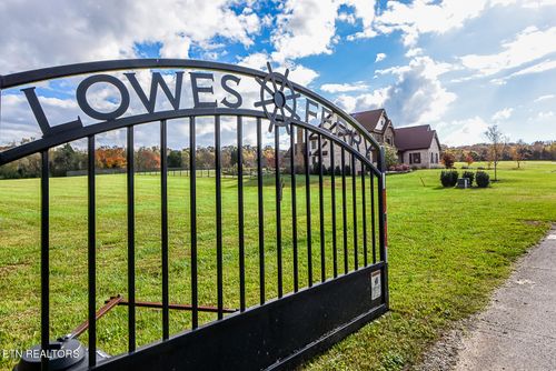 3627 Promontory Pt, Louisville, TN, 37777-4311 | Card Image