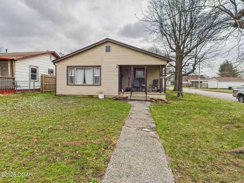 131 S Forest Ave, Joplin, MO, 64801-1719 | Card Image