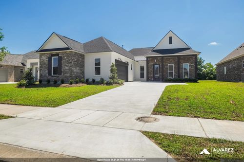 9933 Oak Colony Dr, Baton Rouge, LA, 70817-5549 | Card Image