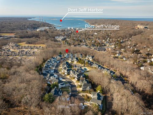 14 Vantage Ct, Port Jefferson, NY, 11777-2237 | Card Image