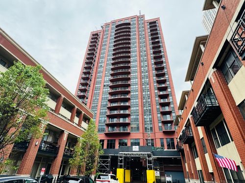 1907-330 N Jefferson St, Chicago, IL, 60661-1322 | Card Image